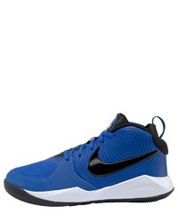 blaue Sportschuhe von Nike