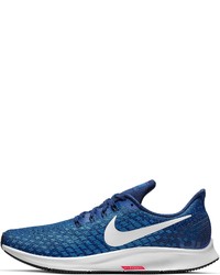 blaue Sportschuhe von Nike