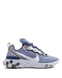 blaue Sportschuhe von Nike