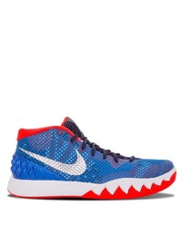 blaue Sportschuhe von Nike