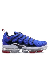 blaue Sportschuhe von Nike