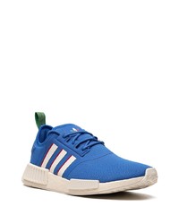 blaue Sportschuhe von adidas