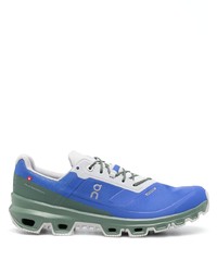 blaue Sportschuhe von ON Running