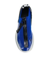 blaue Sportschuhe von SWEA