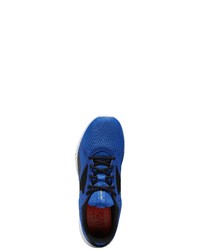 blaue Sportschuhe von Reebok