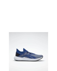 blaue Sportschuhe von Reebok