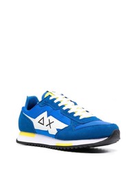 blaue Sportschuhe von Sun 68