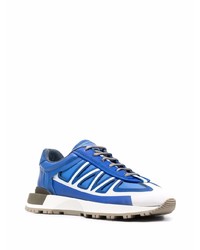 blaue Sportschuhe von Maison Margiela