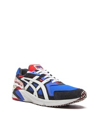 blaue Sportschuhe von Asics