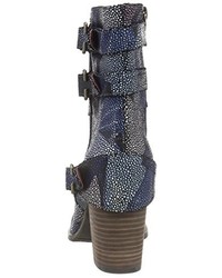 blaue Stiefel von Laura Vita