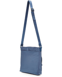 blaue Taschen von Tumi