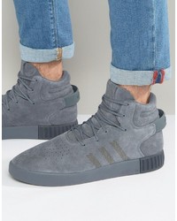 blaue Turnschuhe von adidas