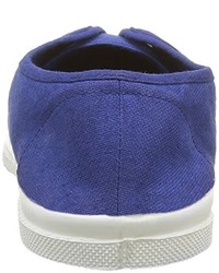 blaue Turnschuhe von Bensimon