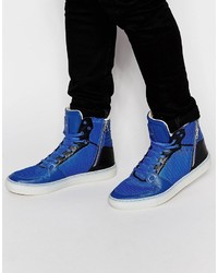 blaue Turnschuhe von Creative Recreation