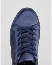 blaue Turnschuhe von Asos