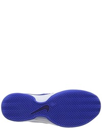 blaue Turnschuhe von Nike