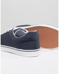 blaue Turnschuhe von Pull&Bear