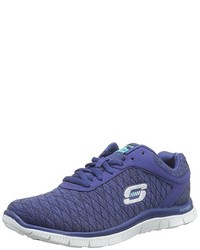 blaue Turnschuhe von Skechers