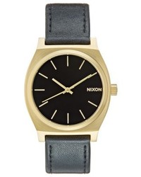 blaue Uhr von Nixon