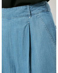 blaue weite Hose aus Jeans