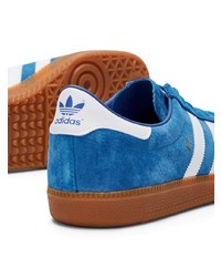 blaue Wildleder niedrige Sneakers von adidas