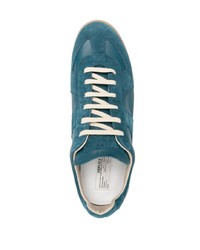 blaue Wildleder niedrige Sneakers von Maison Margiela
