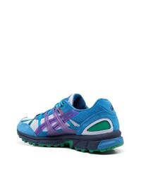 blaue Wildleder niedrige Sneakers von Asics