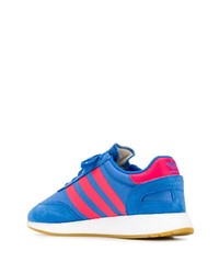 blaue Wildleder Sportschuhe von adidas