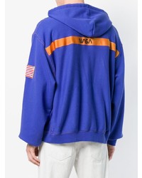 blauer bedruckter Pullover mit einem Kapuze von Heron Preston