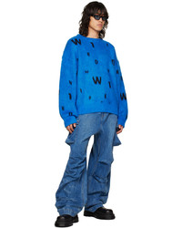 blauer bedruckter Pullover mit einem Rundhalsausschnitt von We11done