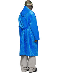 blauer Mantel von Vetements