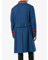 blauer Mantel von Gucci