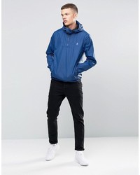 blauer Pullover mit einem Kapuze von Bench