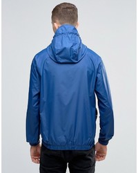 blauer Pullover mit einem Kapuze von Bench