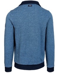 blauer Pullover mit einem Reißverschluss am Kragen von Fynch Hatton