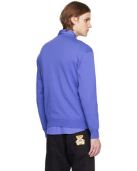 blauer Pullover mit einem Rundhalsausschnitt von Moschino
