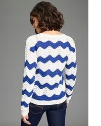 blauer Pullover mit einem Rundhalsausschnitt von KangaROOS