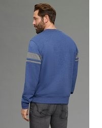 blauer Pullover mit einem Rundhalsausschnitt von mans world