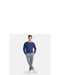 blauer Pullover mit einem Rundhalsausschnitt von NEW IN TOWN