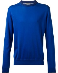 blauer Pullover mit einem Rundhalsausschnitt