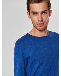 blauer Pullover mit einem Rundhalsausschnitt von Selected Homme