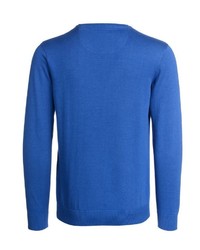 blauer Pullover mit einem V-Ausschnitt von Bernd Berger