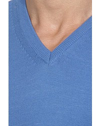 blauer Pullover mit einem V-Ausschnitt von FIOCEO