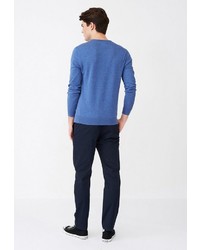 blauer Pullover mit einem V-Ausschnitt von Lexington