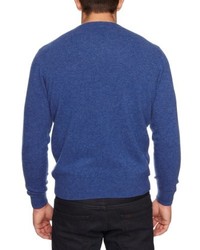 blauer Pullover von Alan Paine