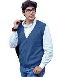 blauer Pullunder mit Argyle-Muster