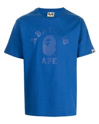 blaues bedrucktes T-Shirt mit einem Rundhalsausschnitt von A Bathing Ape