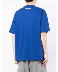 blaues bedrucktes T-Shirt mit einem Rundhalsausschnitt von AAPE BY A BATHING APE