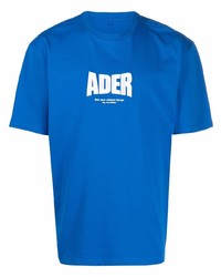 blaues bedrucktes T-Shirt mit einem Rundhalsausschnitt von Ader Error