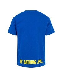 blaues bedrucktes T-Shirt mit einem Rundhalsausschnitt von A Bathing Ape